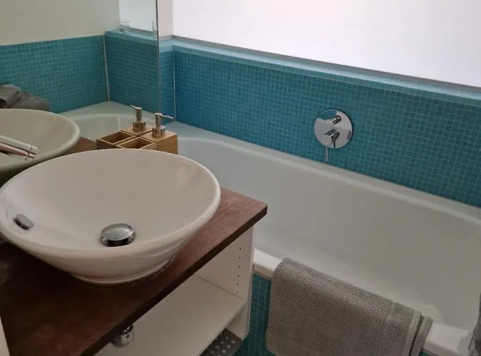 Viola - Verena's Loft